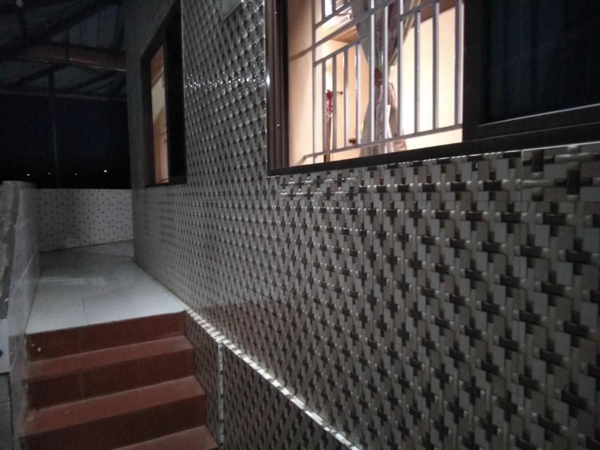 Maniis Homestay Vālpārai Esterno foto