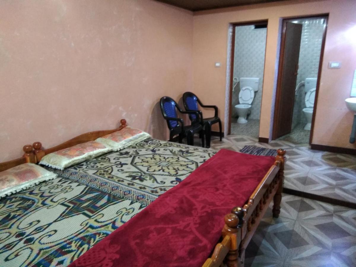 Maniis Homestay Vālpārai Esterno foto