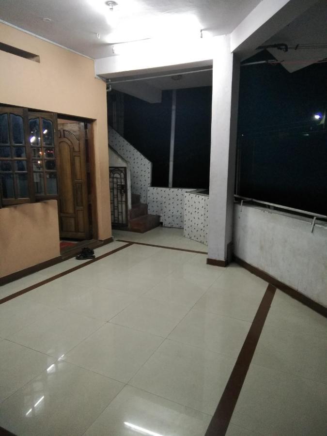 Maniis Homestay Vālpārai Esterno foto
